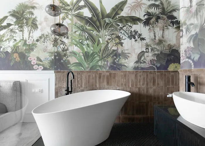 Faltom 6 Yacht Park Premium